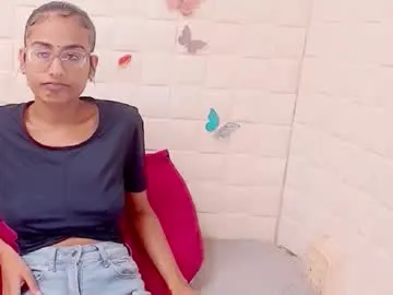 EmiliaWalker cam session Image 12