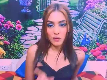 cori_paige – webcam model profile photo Image 4