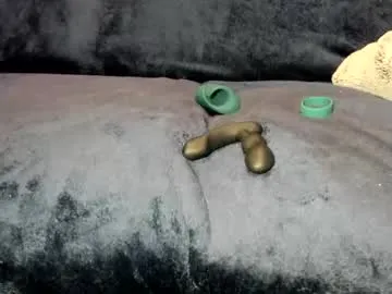 iamsomeone1234 – webcam model profile photo Image 17