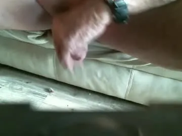 iamsomeone1234 – webcam model profile photo Image 14