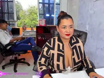 lolaa_darling – webcam model profile photo Image 9