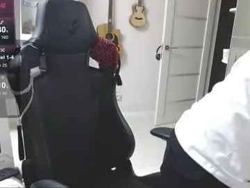 yournewkink12 – webcam model profile photo Image 17