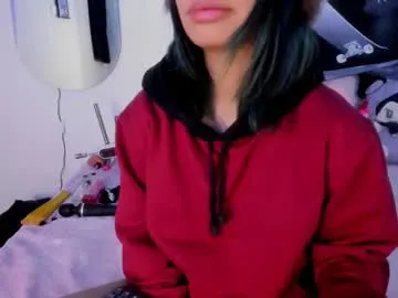 isisjones18 Image 3
