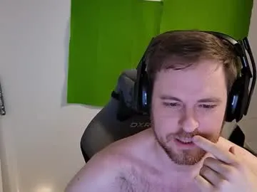 puki_hot – webcam model profile photo Image 2