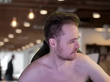 puki_hot – webcam model profile photo Image 6