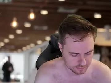 puki_hot – webcam model profile photo Image 7