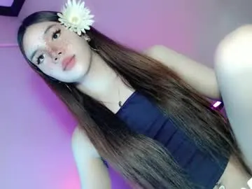 EmiliaWalker – webcam model profile photo Image 12