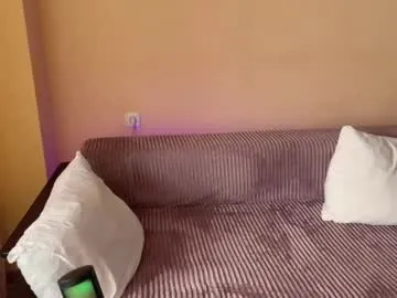 dannielle_ – webcam model profile photo Image 2