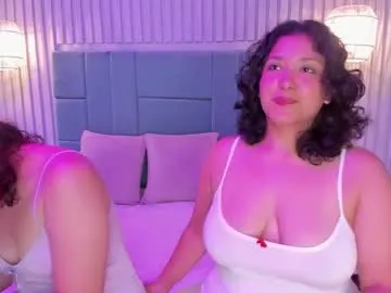 ivy_and_molly – webcam model profile photo