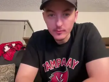 naisharousell – webcam model profile photo Image 4