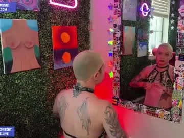 EmiliaWalker – webcam model profile photo Image 11