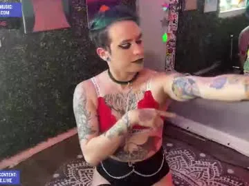 EmiliaWalker – webcam model profile photo Image 3