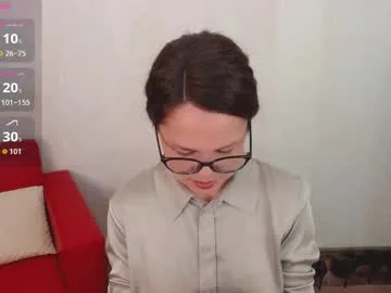 GretaCyrus – webcam model profile photo Image 13