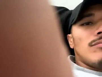 EmiliaWalker – webcam model profile photo Image 2