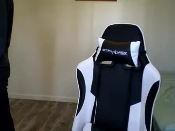 brownboy6999 – webcam model profile photo Image 11