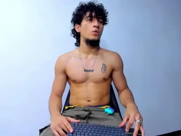 dovia – webcam model profile photo Image 2