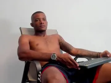 sunflower_28 – webcam model profile photo Image 14