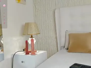 cori_paige – webcam model profile photo Image 12