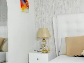 cori_paige – webcam model profile photo Image 13