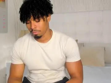 cori_paige – webcam model profile photo Image 3