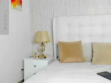 cori_paige – webcam model profile photo Image 9