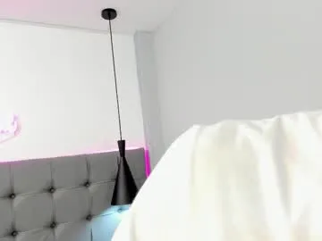 indiandesiguys2023 – webcam model profile photo Image 11