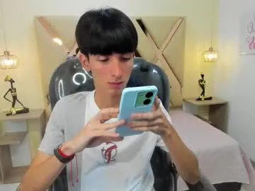 indiandesiguys2023 – webcam model profile photo Image 19