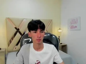 indiandesiguys2023 – webcam model profile photo Image 2