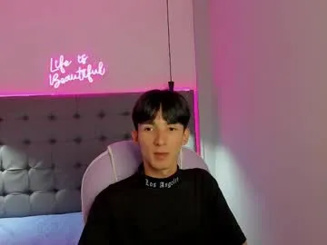 indiandesiguys2023 – webcam model profile photo Image 8