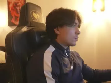 emilywarren296 – webcam model profile photo Image 9