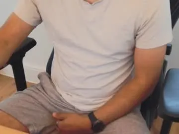 sunflower_28 – webcam model profile photo Image 8