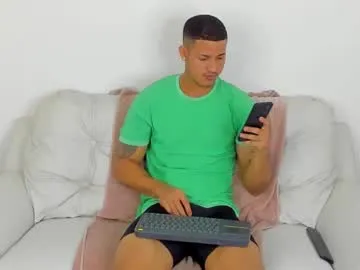 indiandesiguys2023 – webcam model profile photo Image 5