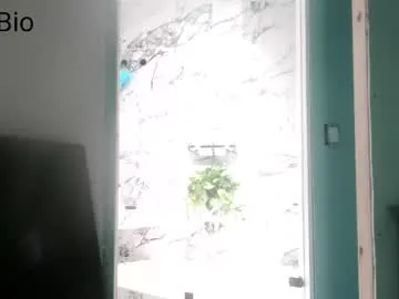 LexyNess – webcam model profile photo Image 16