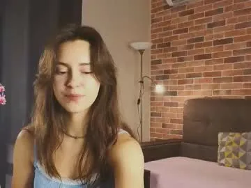 DianeVoss – webcam model profile photo Image 3