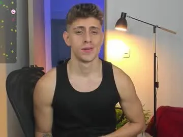 indiandesiguys2023 – webcam model profile photo Image 17