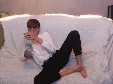 exclusivecourtney – webcam model profile photo Image 11