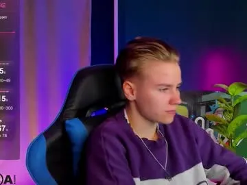 topalphaboss – webcam model profile photo Image 6