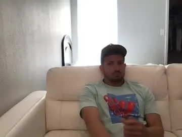 mochasins_ – webcam model profile photo Image 2