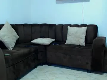 EllieSin – webcam model profile photo Image 9