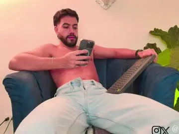 sofiakhanxo – webcam model profile photo Image 10