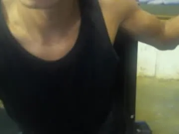 EllieParkeer – webcam model profile photo Image 16