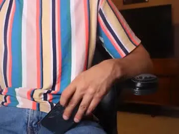 pureannuals – webcam model profile photo Image 5