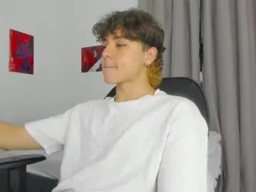 keranimaralaa33409304290 – webcam model profile photo Image 9