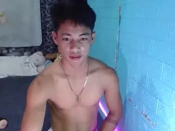 sofiakhanxo – webcam model profile photo Image 2