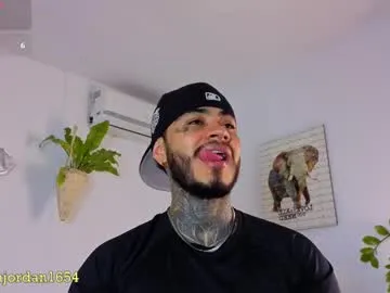 indiandesiguys2023 – webcam model profile photo Image 8