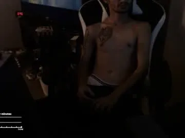 EmiliaWalker – webcam model profile photo Image 8