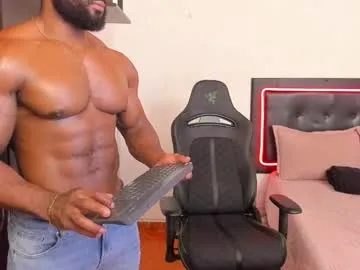 naisharousell – webcam model profile photo Image 3