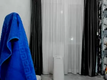 lolaa_darling – webcam model profile photo Image 6