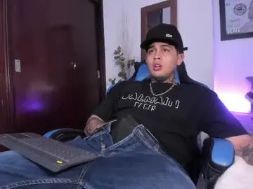 nike_aj – webcam model profile photo Image 12