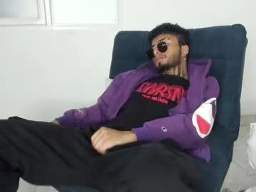 yournewkink12 – webcam model profile photo Image 14